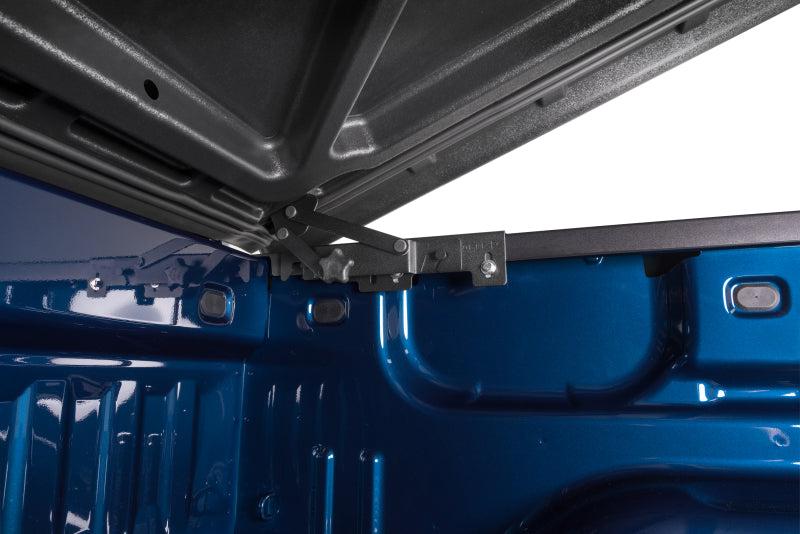 UnderCover F-150 Agate LUX Cover