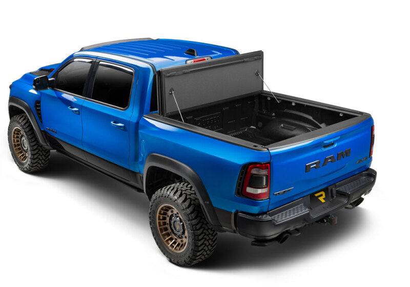 2024 Extang Tacoma Endure Cover