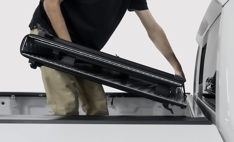Access LOMAX Tri-Fold 05-21 Nissan Fronteir 5ft Bed