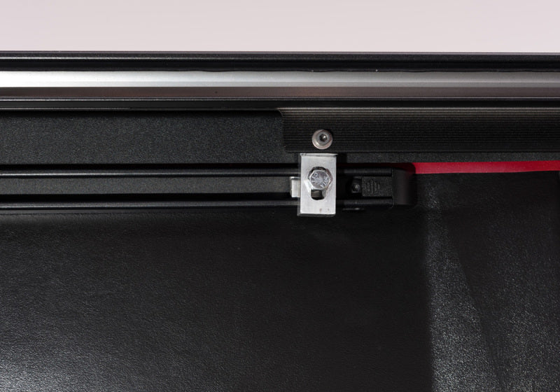 RetraxONE MX Tundra Bed Cover