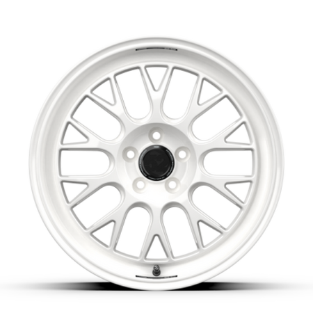 fifteen52 Holeshot RSR 18x9 5x100 42mm ET 73.1mm Center Bore Rally White (Gloss White) Wheel