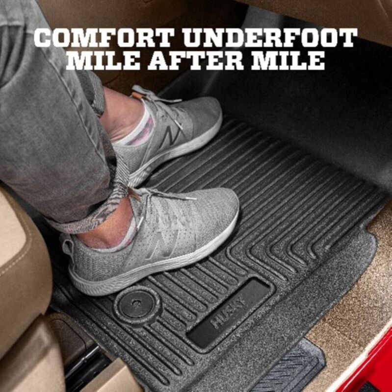 Husky Liners 18-24 Nissan Kicks WeatherBeater 2nd Row Black Floor Liner