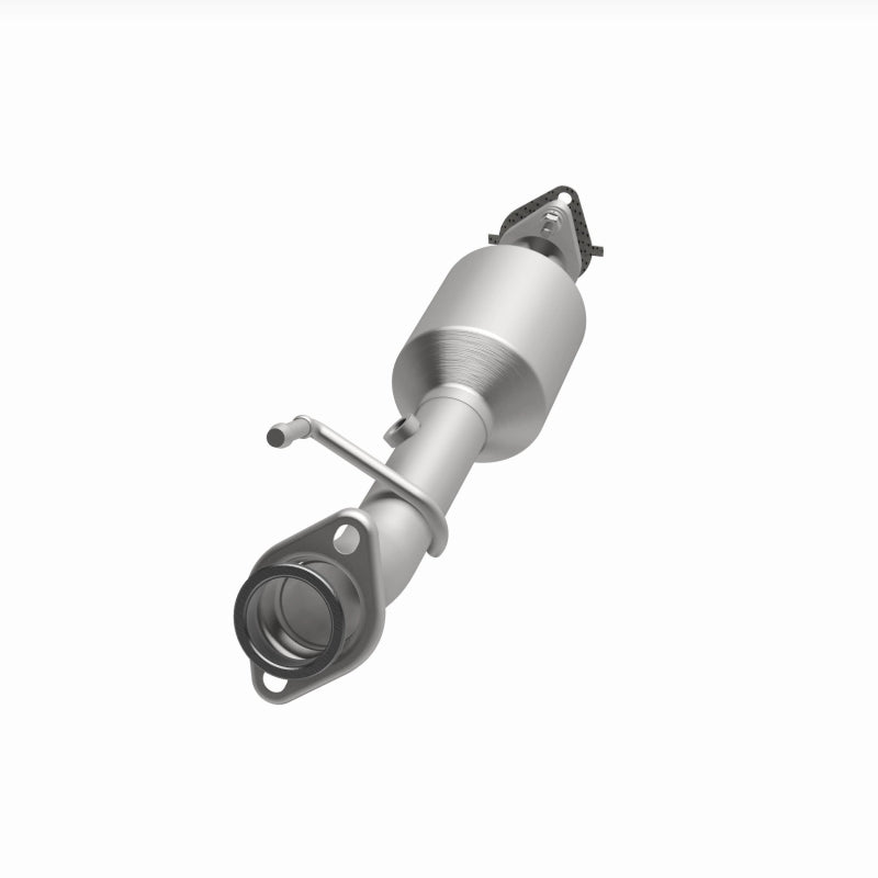 Magnaflow 20-21 Nissan NV200 2.0L Direct Fit Cat Converter (California Grade)