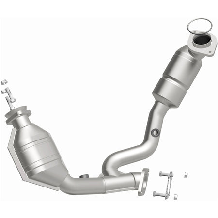 MagnaFlow Direct Fit Catalytic Converter 00-03 Ford Taurus 3.0L fron