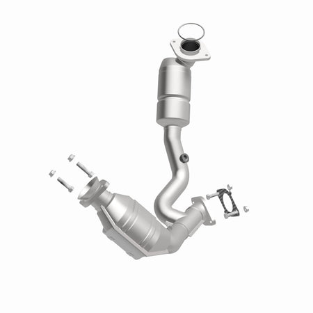 MagnaFlow Direct Fit Catalytic Converter 00-03 Ford Taurus 3.0L fron