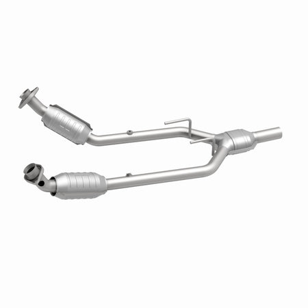 MagnaFlow Direct Fit Catalytic Converter 96-97 Mercury Cougar 3.8L