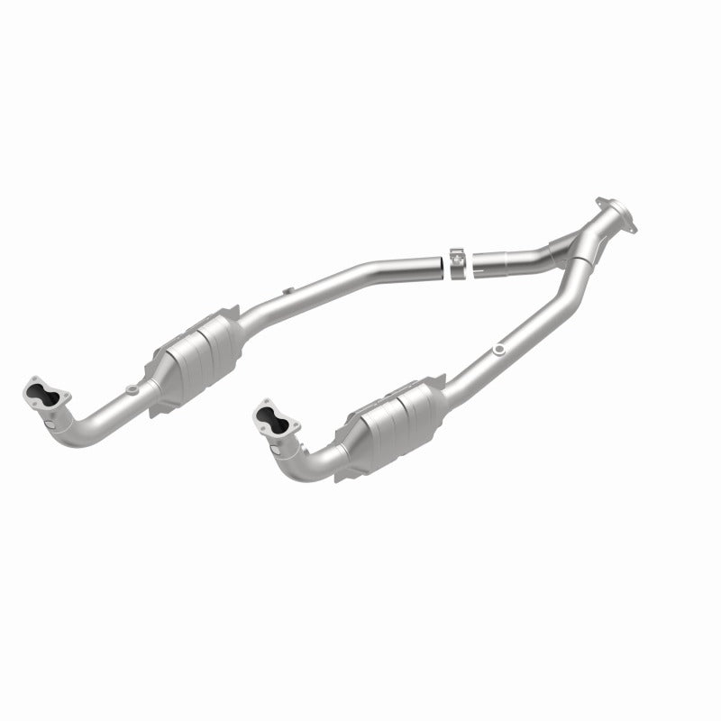 MagnaFlow Direct Fit Catalytic Converter OEM 2003 Land Rover Discovery Underbody