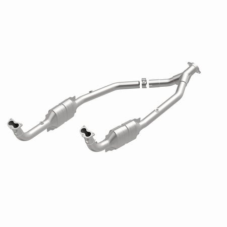 MagnaFlow Direct Fit Catalytic Converter OEM 2003 Land Rover Discovery Underbody