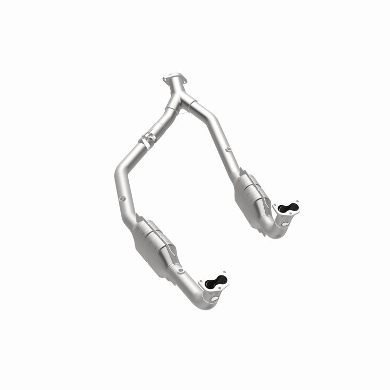 MagnaFlow Direct Fit Catalytic Converter OEM 2003 Land Rover Discovery Underbody