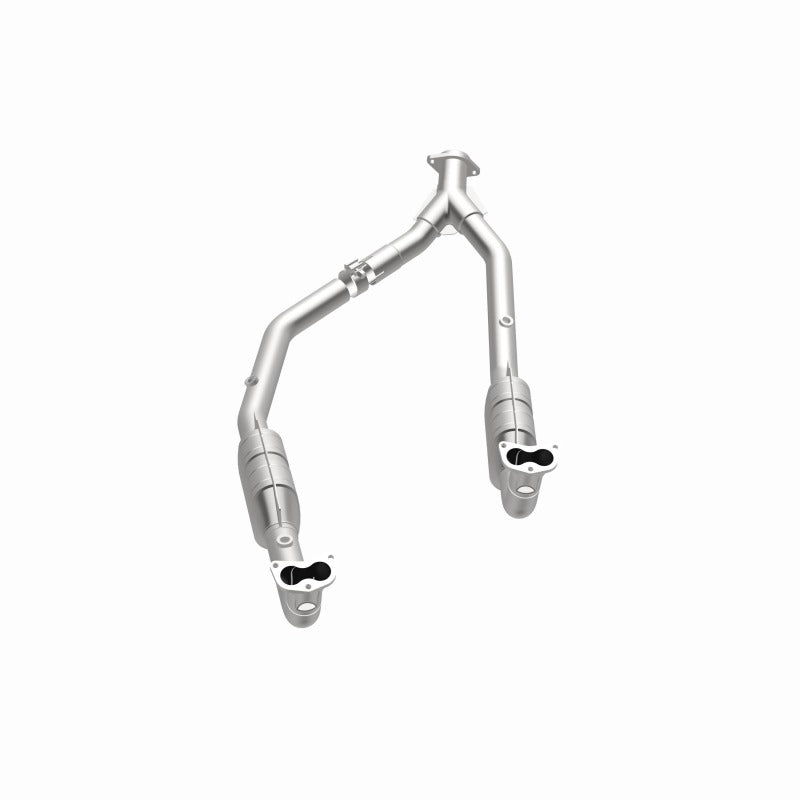 MagnaFlow Direct Fit Catalytic Converter OEM 2003 Land Rover Discovery Underbody