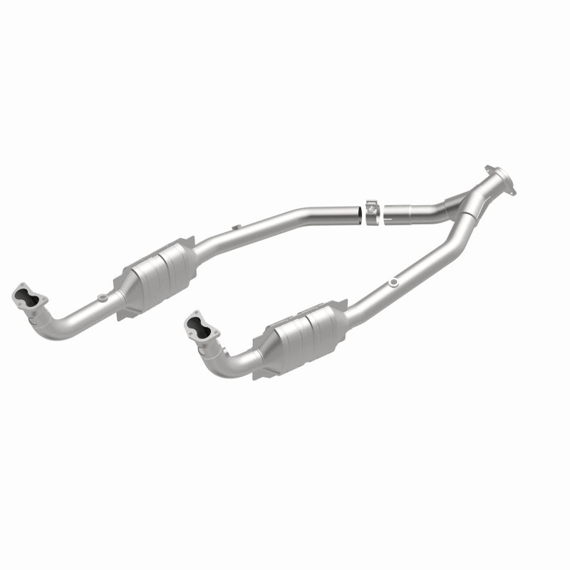 MagnaFlow Direct Fit Catalytic Converter OEM 2003 Land Rover Discovery Underbody