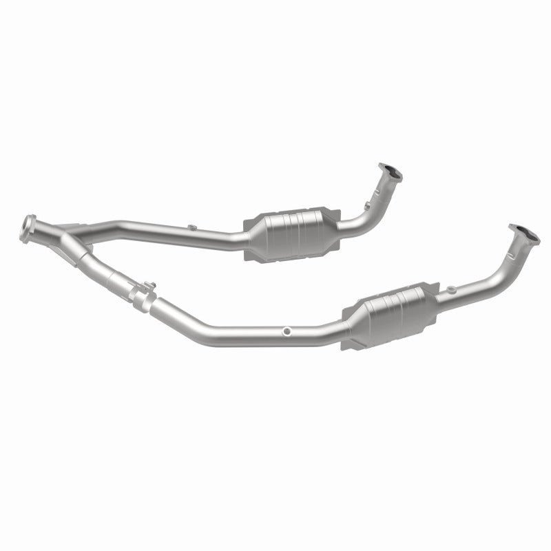 MagnaFlow Direct Fit Catalytic Converter OEM 2003 Land Rover Discovery Underbody