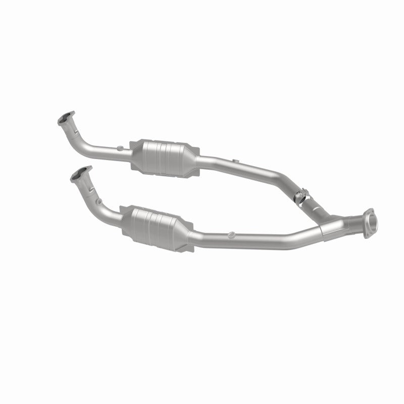 MagnaFlow Direct Fit Catalytic Converter OEM 2003 Land Rover Discovery Underbody