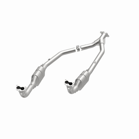 MagnaFlow Direct Fit Catalytic Converter OEM 2003 Land Rover Discovery Underbody