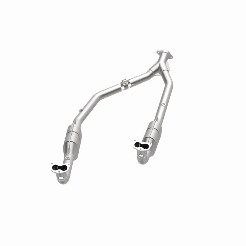 MagnaFlow Direct Fit Catalytic Converter OEM 2003 Land Rover Discovery Underbody
