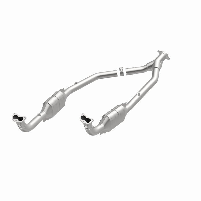 MagnaFlow Direct Fit Catalytic Converter OEM 2003 Land Rover Discovery Underbody