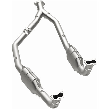 MagnaFlow Direct Fit Catalytic Converter OEM 2003 Land Rover Discovery Underbody