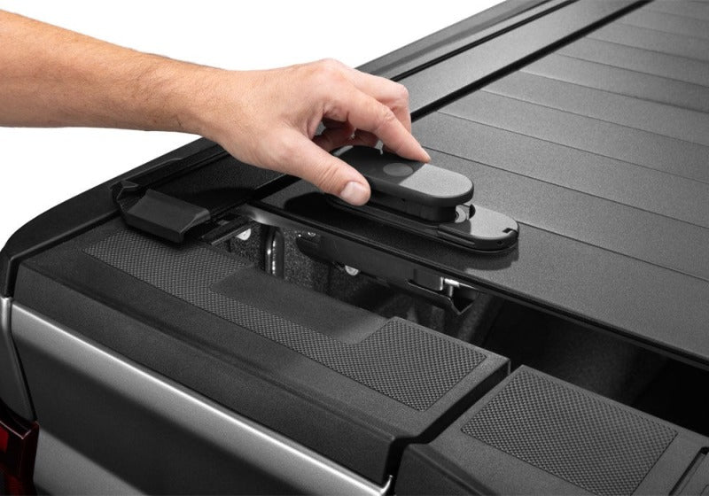 Retrax 19-26 Chev/GMC Silverado/Sierra 1500 5.8ft Bed (No Side Boxes) RetraxPRO EZ-Off FRC-4000