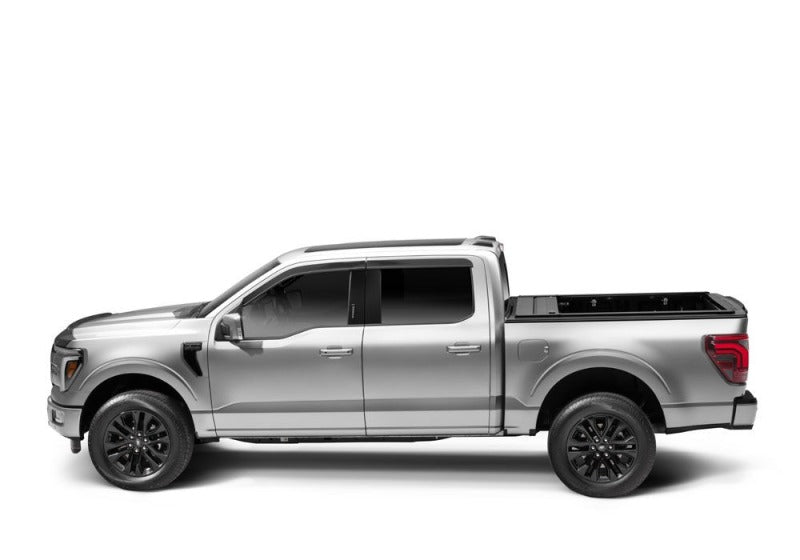 Retrax 20-26 Chev/GMC Silverado/Sierra 2500/3500 6.9ft (No Side Boxes) RetraxPRO EZ-Off FRC-4000