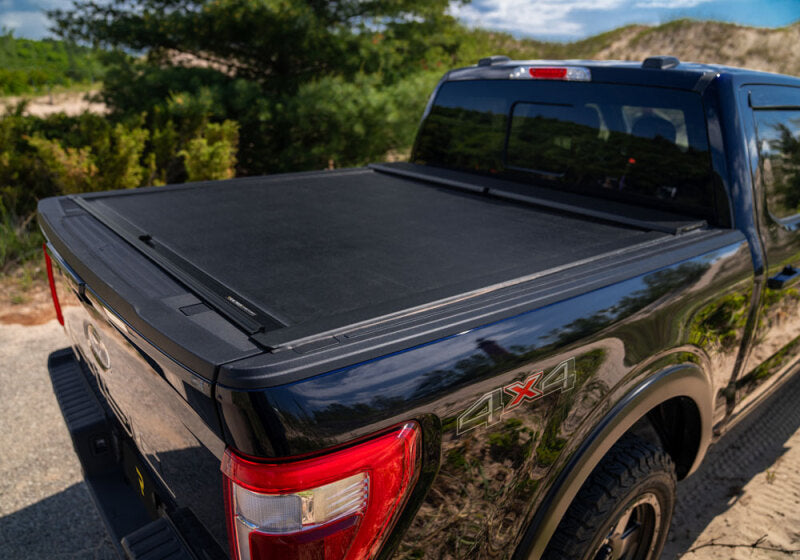 Roll-N-Lock 04-07 Chevy Silverado/Sierra Denali 1500 Crew Cab XSB 68-2/16in M-Series Tonneau Cover