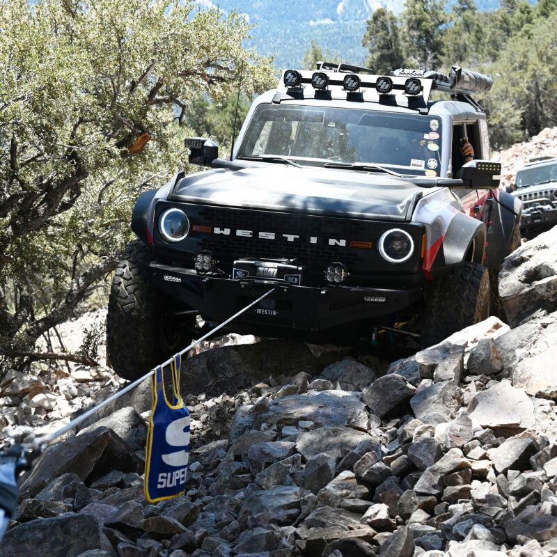 Superwinch 10000 LBS 12V DC 3/8in x 54ft Synthetic Rope Scorpion 10000SR Winch - Black Powdercoat