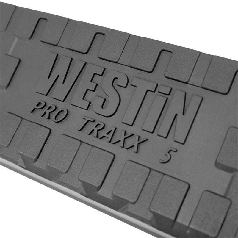 Westin 2009-2018 Ram/Dodge 1500 Quad Cab (6.5 ft Bed) PRO TRAXX 5 WTW Oval Nerf Step Bars - Black