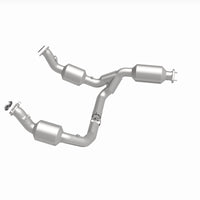 Thumbnail for MagnaFlow 2021 Chevrolet Express 2500 4.3L Underbody Direct-Fit Catalytic Converter