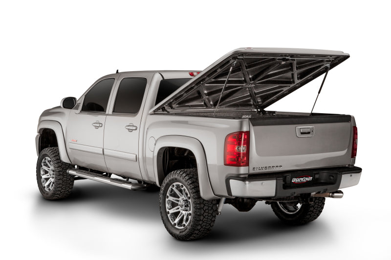 UnderCover LUX Silverado Bed Cover