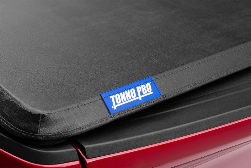 Tonno Pro 05-10 Dodge Dakota 6.5ft Fleetside Tonno Fold Tri-Fold Tonneau Cover