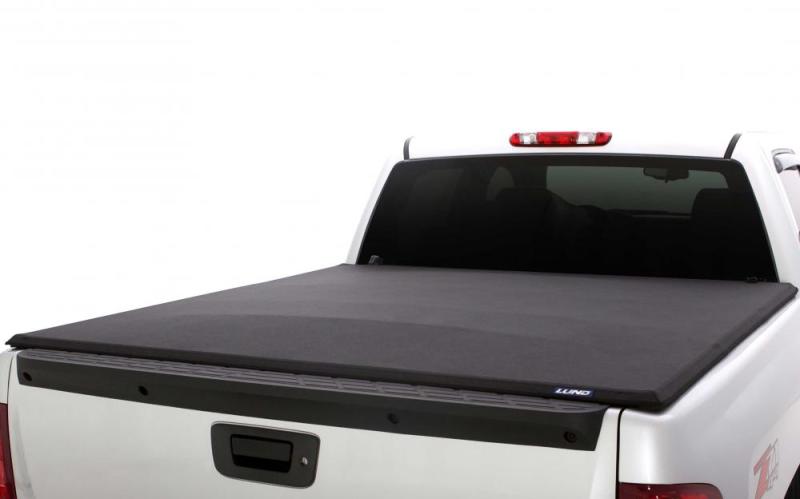 Lund 15-17 Toyota Tundra (5.5ft. Bed) Genesis Elite Roll Up Tonneau Cover - Black