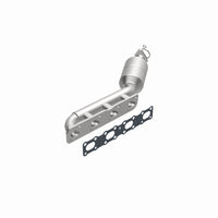 Thumbnail for MagnaFlow Direct-Fit SS Catalytic Converter 04-06 Nissan Titan 5.6L V8 (California)