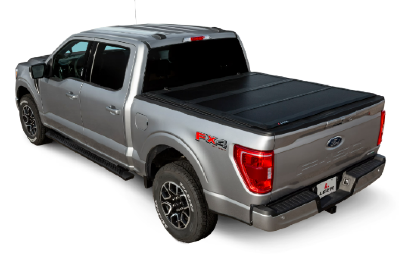 LEER 05-15 Toyota Tacoma Double Cab HF350M 5Ft 3In Tonneau Cover - Folding Compact Short Bed
