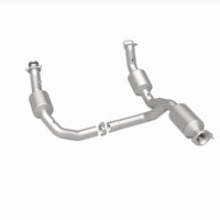 Thumbnail for MagnaFlow 2021 Chevrolet Express 2500 4.3L Underbody Direct-Fit Catalytic Converter