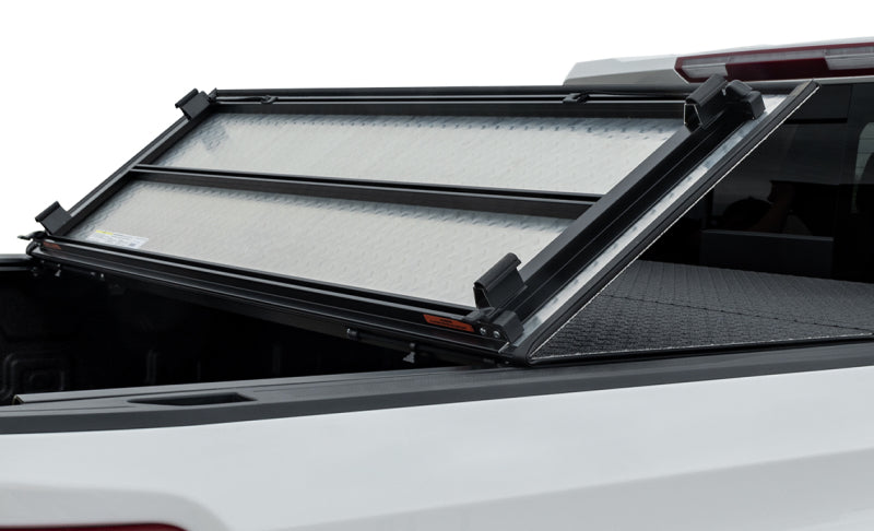 Access LOMAX Pro Series Tri-Fold Cover 17-19 Ford Super Duty F-250 6ft 8in Bed Blk Diamond Mist