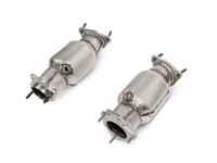 Thumbnail for Akrapovic 2020+ Chevrolet Corvette C8 Link Pipe Set w/Catalytic Converter (SS)