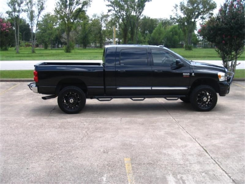 N-Fab Nerf Step 06-09 Dodge Ram 1500/2500/3500 Mega Cab 6.4ft Bed - Gloss Black - Bed Access - 3in