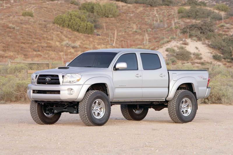 Fabtech 05-14 Toyota Tacoma 4WD/ 2WD 6 Lug Models Only 6in Basic Sys w/Perf Shks