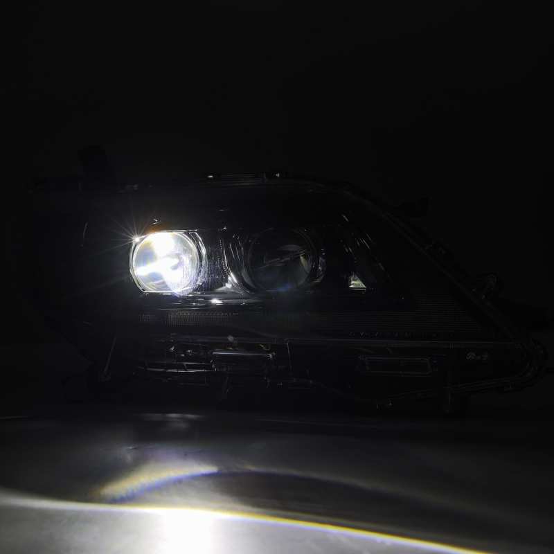 AlphaRex 11-21 Toyota Sienna PRO-Series Proj Headlights Plank Style Alpha Black w/Seq Signal/DRL
