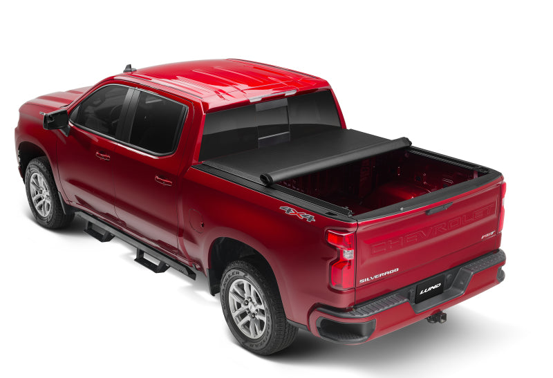 Lund 99-07 Chevy Silverado 1500 (5.8ft. Bed) Genesis Roll Up Tonneau Cover - Black