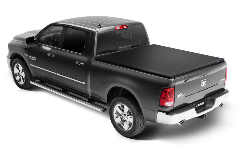 Lund 19-23 RAM 1500 (5.5ft Bed w/o RamBox Cargo Mgmt) Genesis Elite Roll Up Tonneau Cover - Black