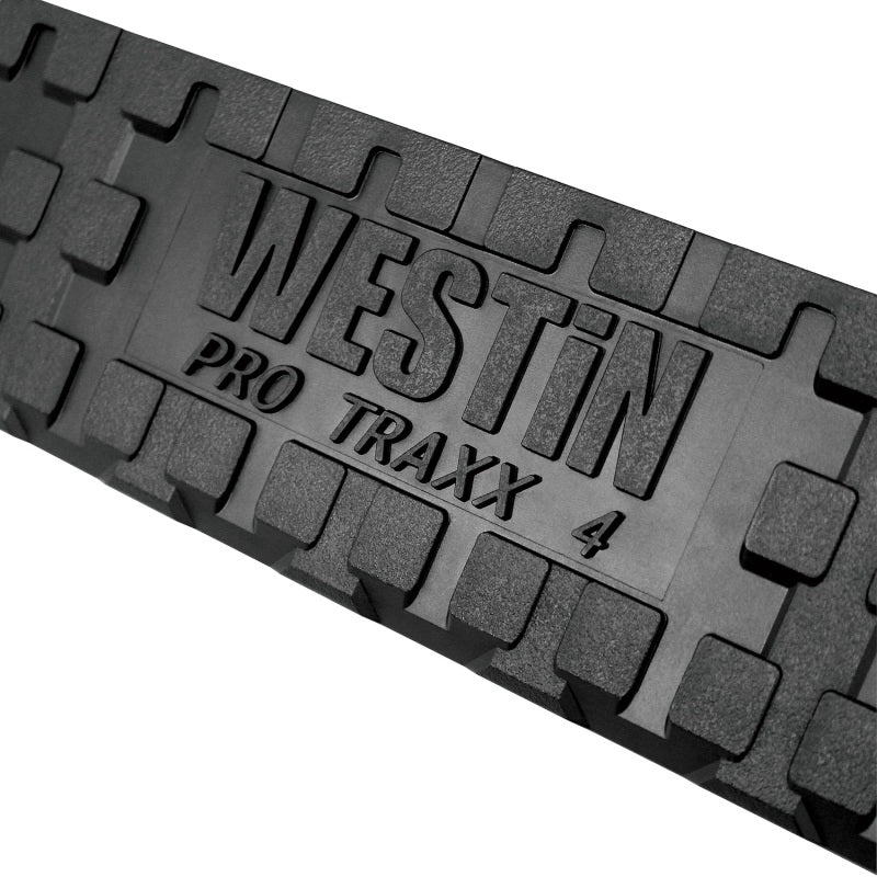 Westin 2022 Nissan Frontier Crew Cab PRO TRAXX 4 Oval Nerf Step Bars - Black