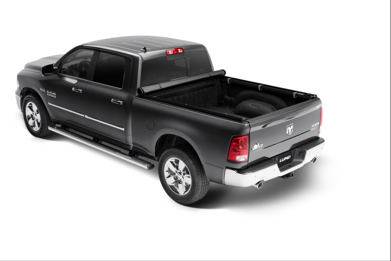 Lund 19-23 RAM 1500 (5.5ft Bed w/o RamBox Cargo Mgmt) Genesis Roll Up Tonneau Cover - Black
