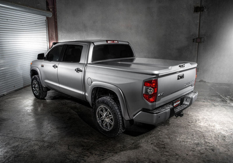 UnderCover 17-20 Toyota Tacoma 5ft Elite LX Bed Cover - Cement Gray (Req Factory Deck Rails)
