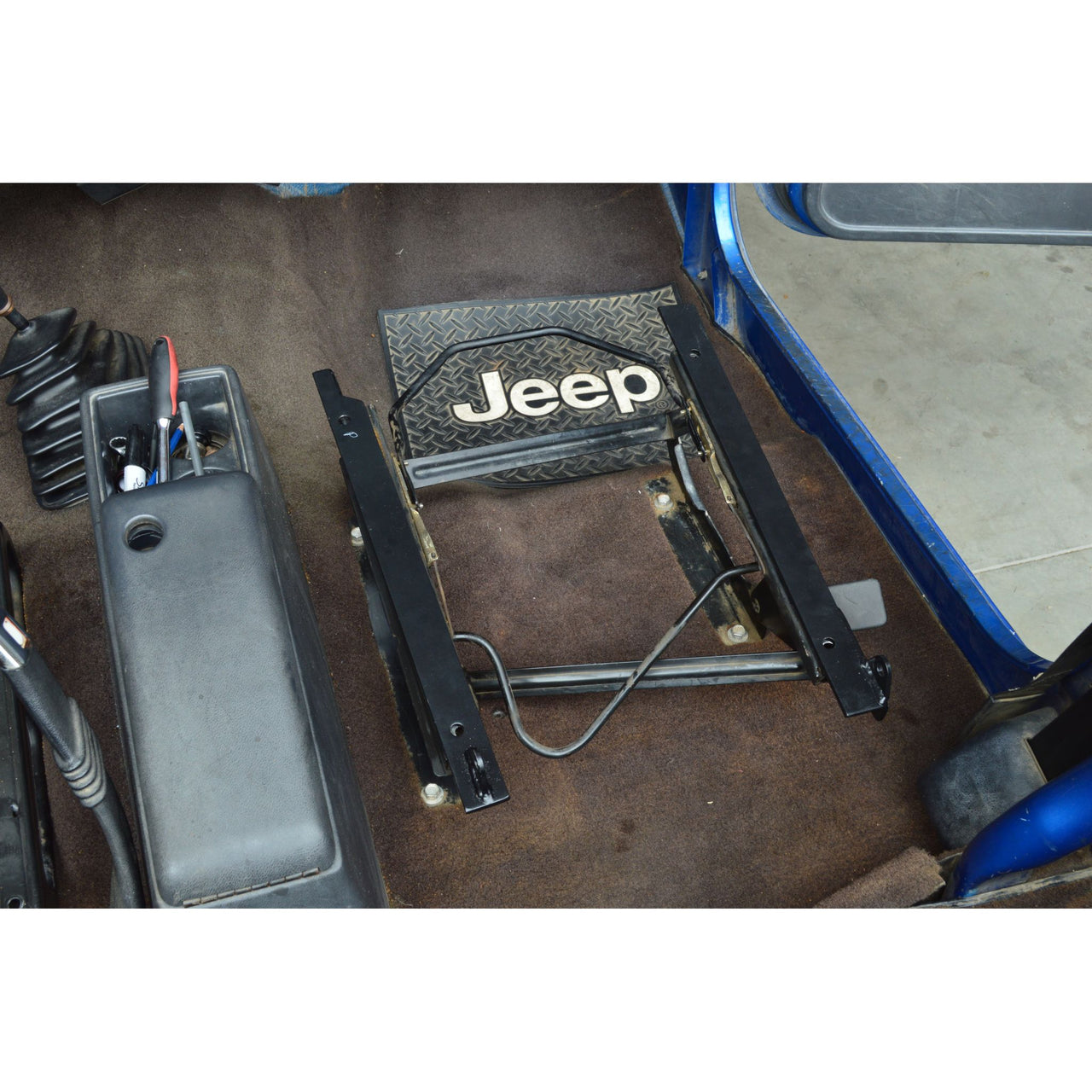 PRP Jeep CJ7/YJ Seat Adapter Mount (Passenger Side)