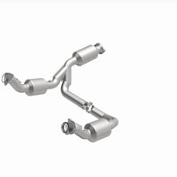 Thumbnail for MagnaFlow 2021 Chevrolet Express 2500 4.3L Underbody Direct-Fit Catalytic Converter